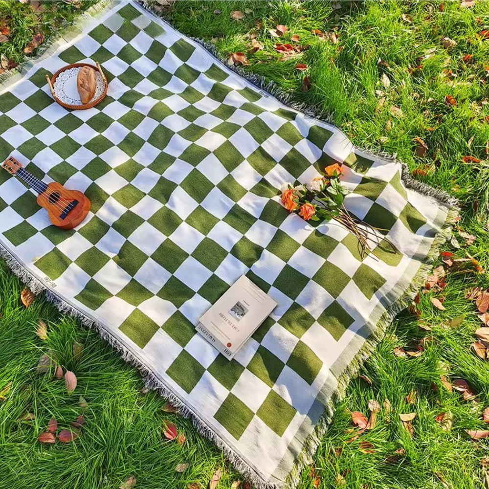 All-Season Checkered Picnic Blanket with Fringe